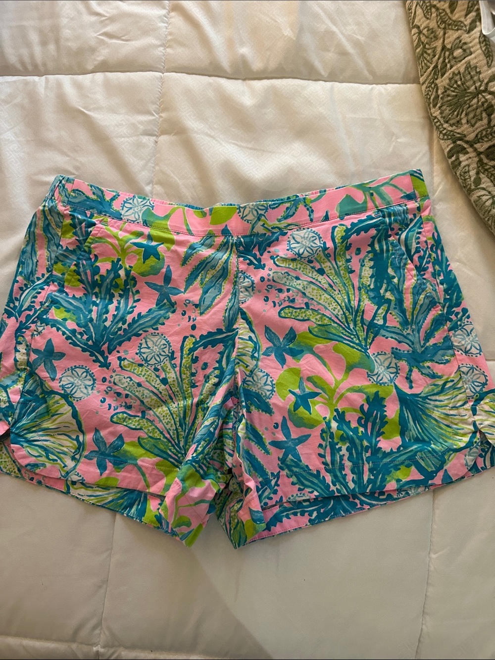 Lilly Pulitzer Pink Tropical Print Women’s Shorts